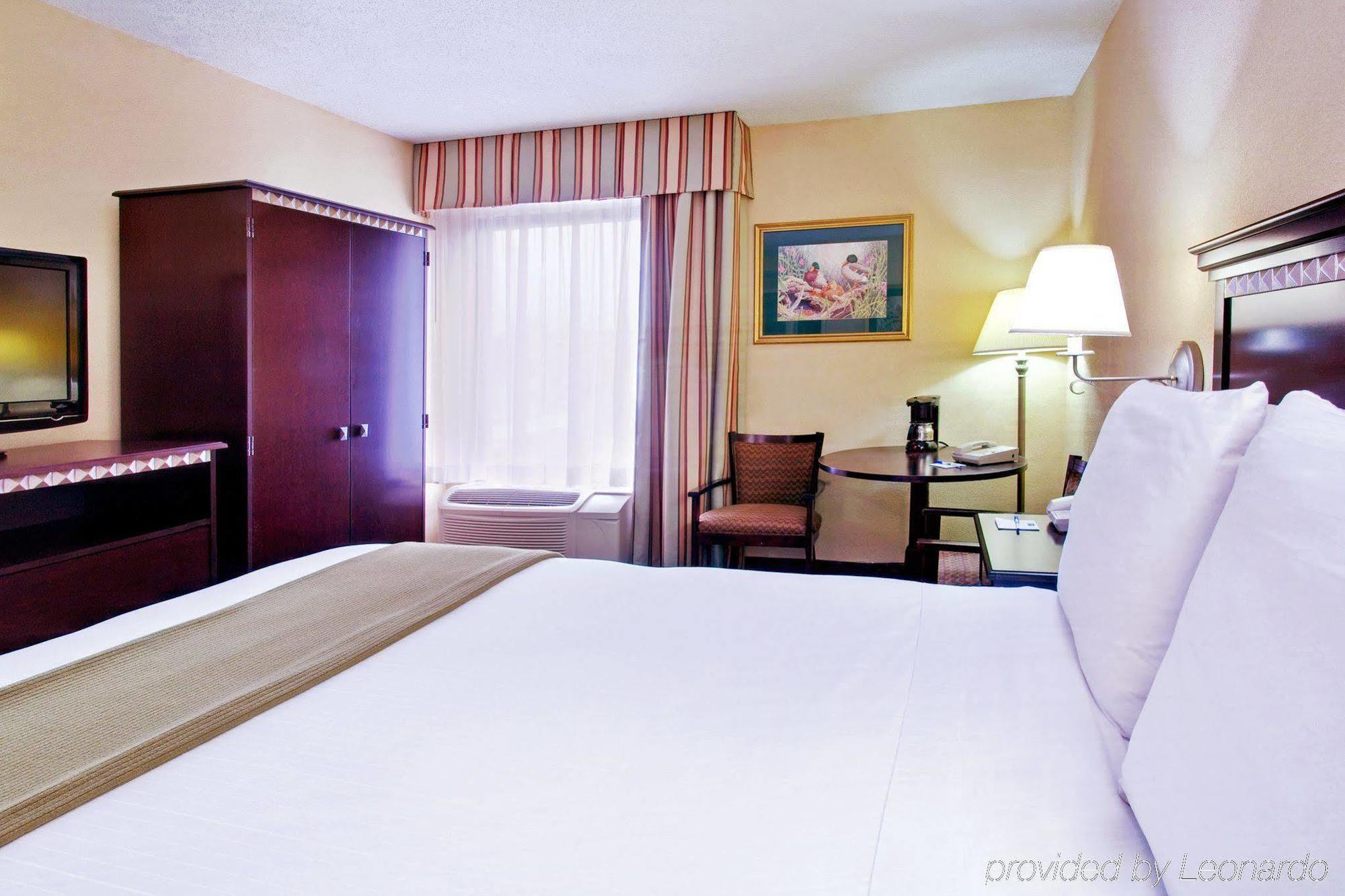 Holiday Inn Express Memphis Medical Center - Midtown, An Ihg Hotel Zimmer foto