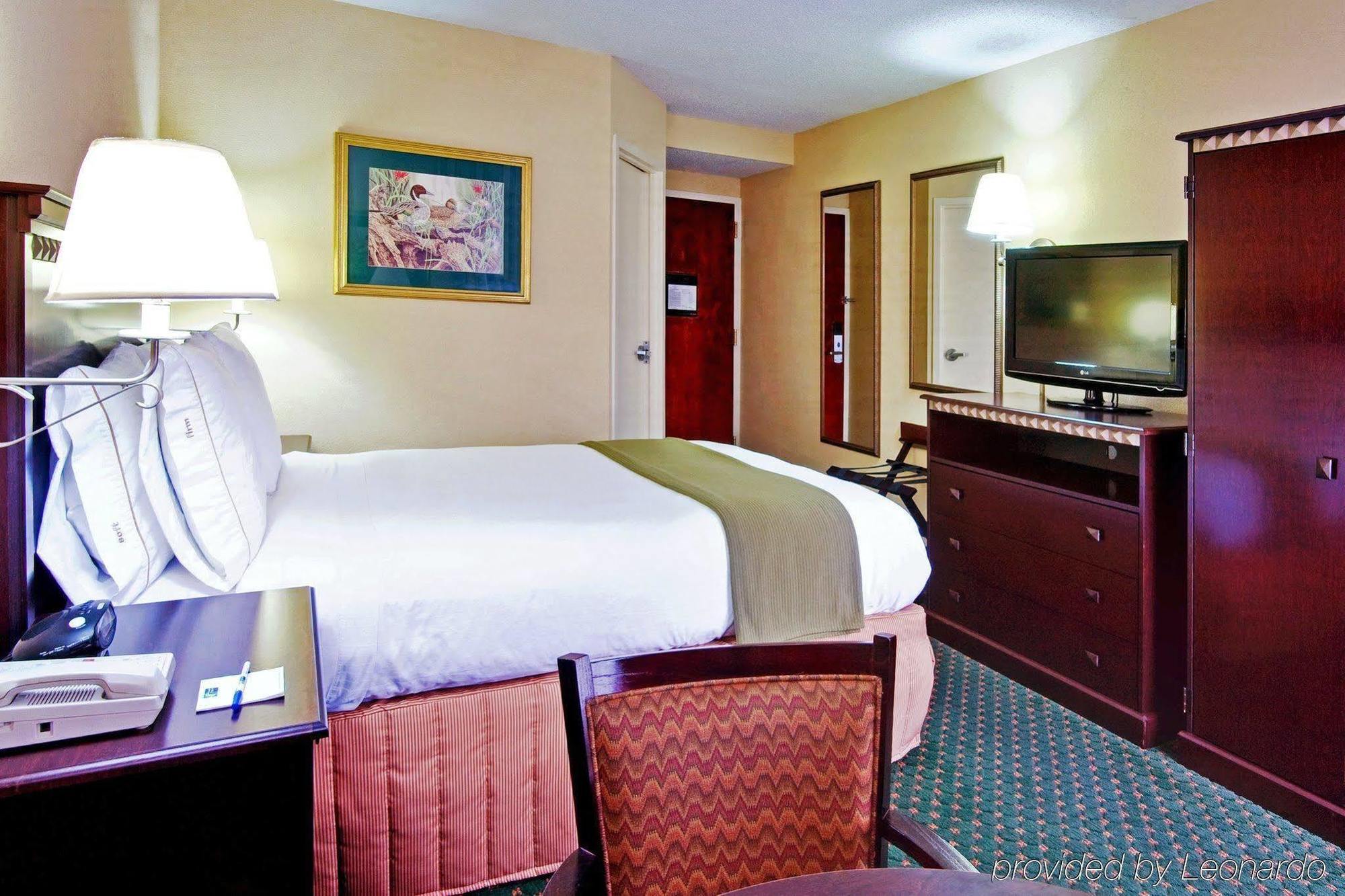 Holiday Inn Express Memphis Medical Center - Midtown, An Ihg Hotel Zimmer foto